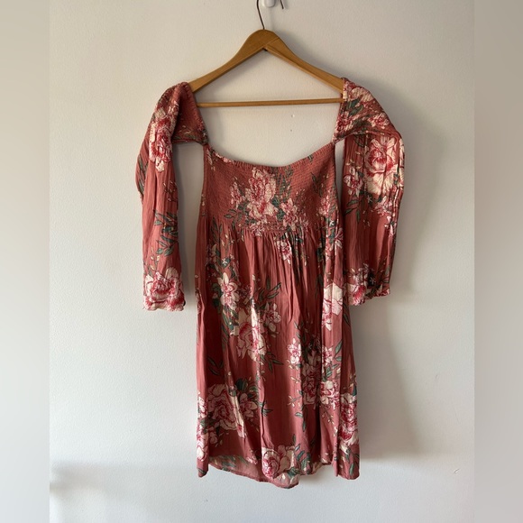 Billabong Off-Shoulder Long Sleeve Chiffon Mini Dress Pink Floral - Picture 5 of 5